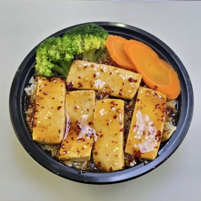Tofu Delights: Asian Fusion and Vegetarian Options